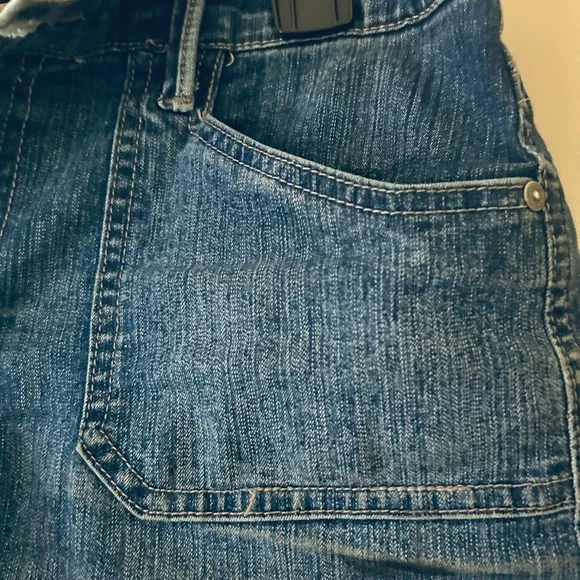 Gloria Vanderbilt Denim Blue Women's Shorts - Picture 3 of 7